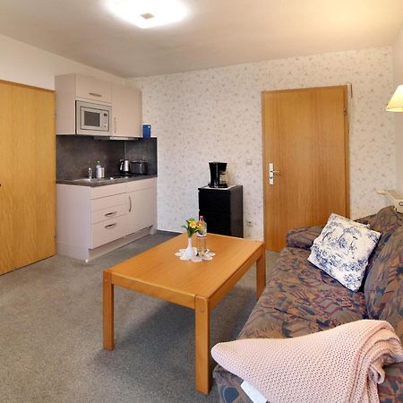 Villa Ostseelilie - Appartements Mit Balkon Und Meerblick Sassnitz Room photo