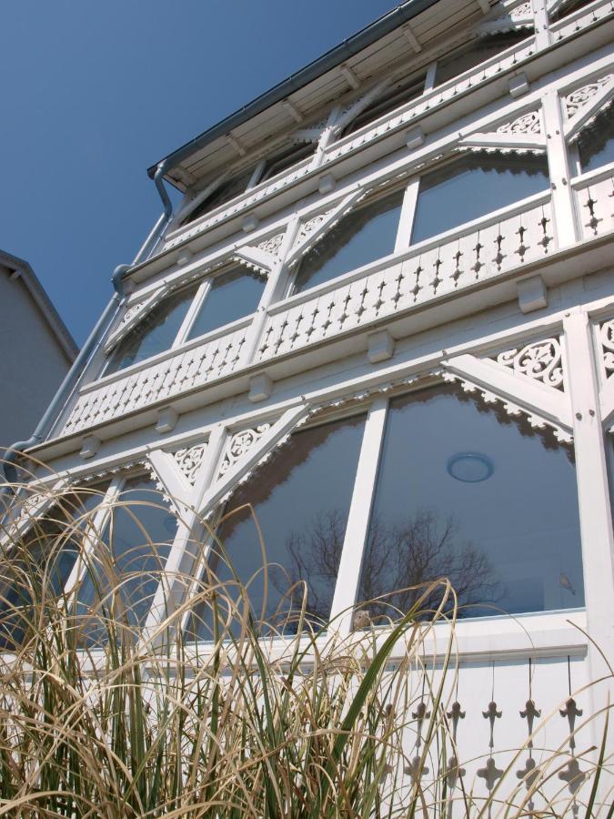 Villa Ostseelilie - Appartements Mit Balkon Und Meerblick Sassnitz Exterior photo