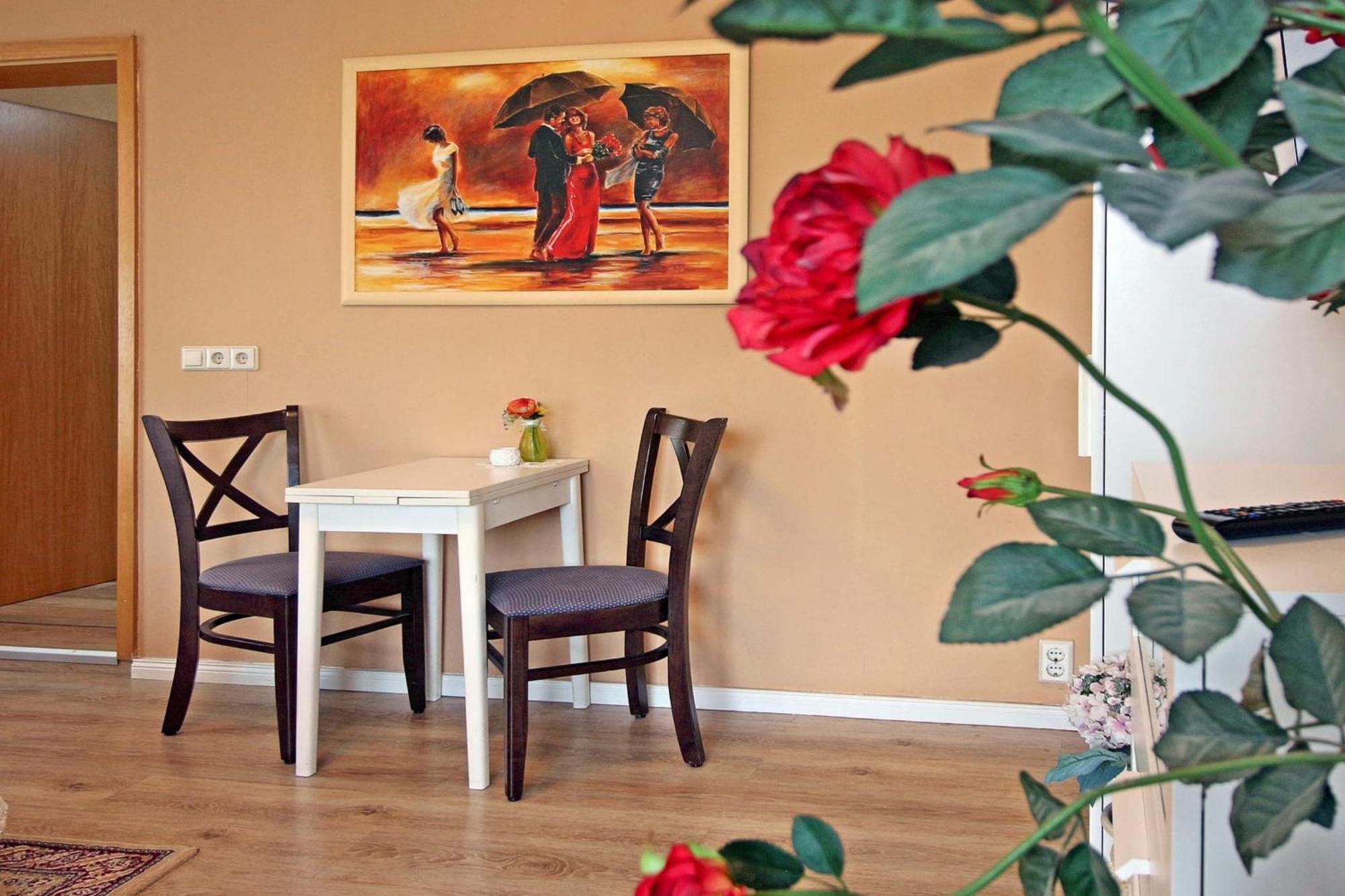 Villa Ostseelilie - Appartements Mit Balkon Und Meerblick Sassnitz Room photo