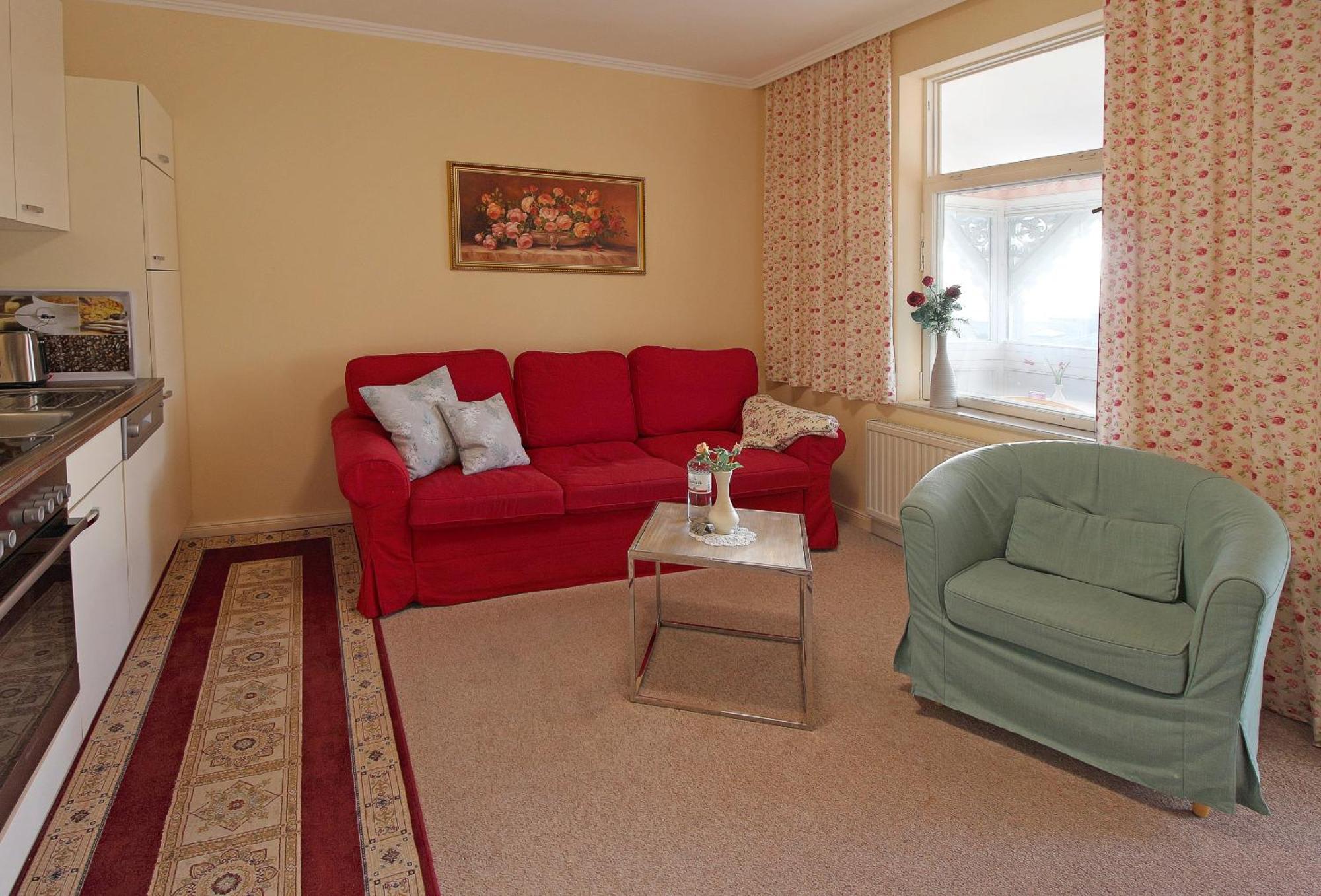 Villa Ostseelilie - Appartements Mit Balkon Und Meerblick Sassnitz Room photo