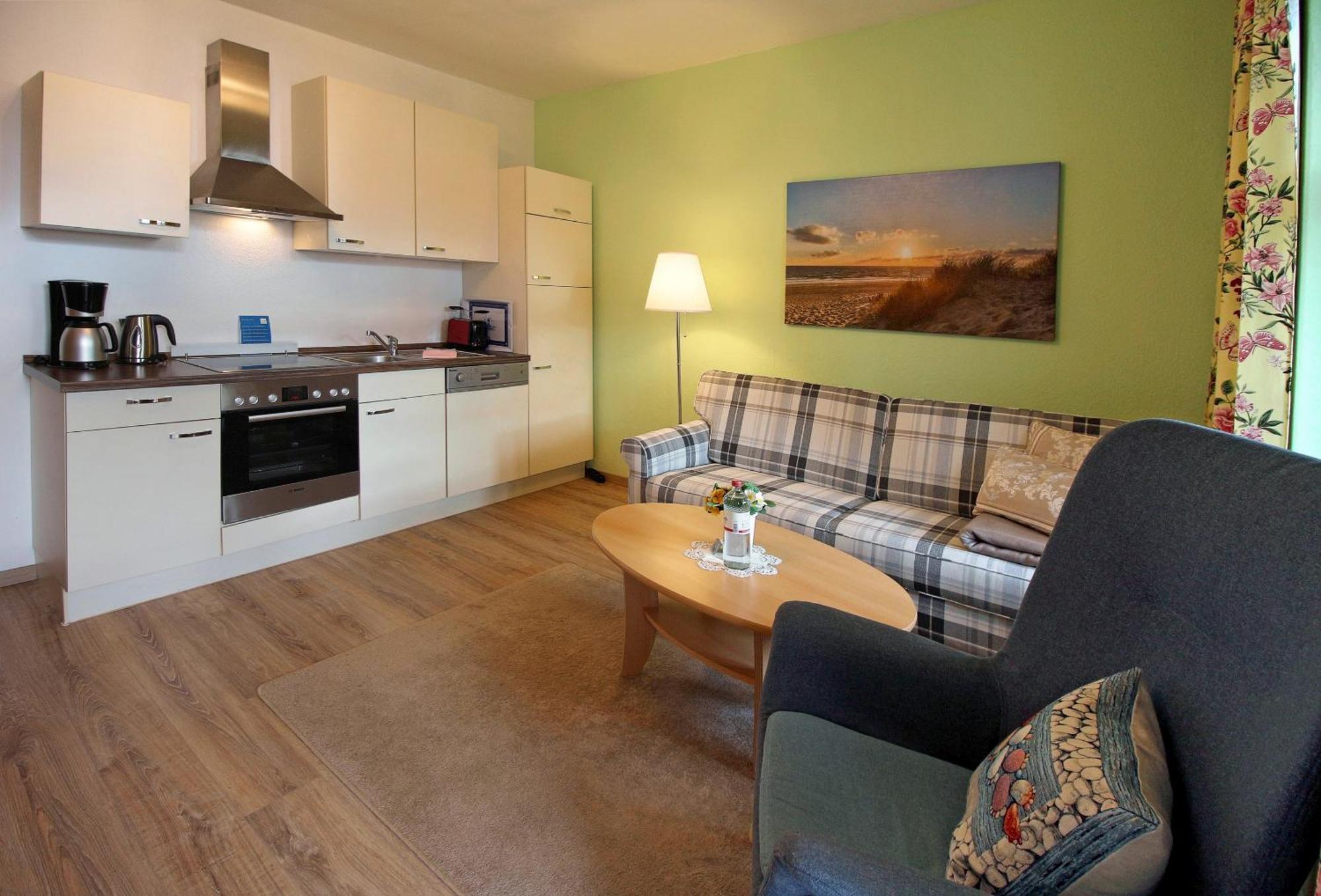 Villa Ostseelilie - Appartements Mit Balkon Und Meerblick Sassnitz Room photo