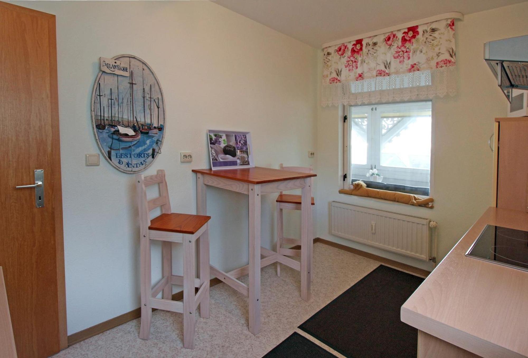 Villa Ostseelilie - Appartements Mit Balkon Und Meerblick Sassnitz Room photo