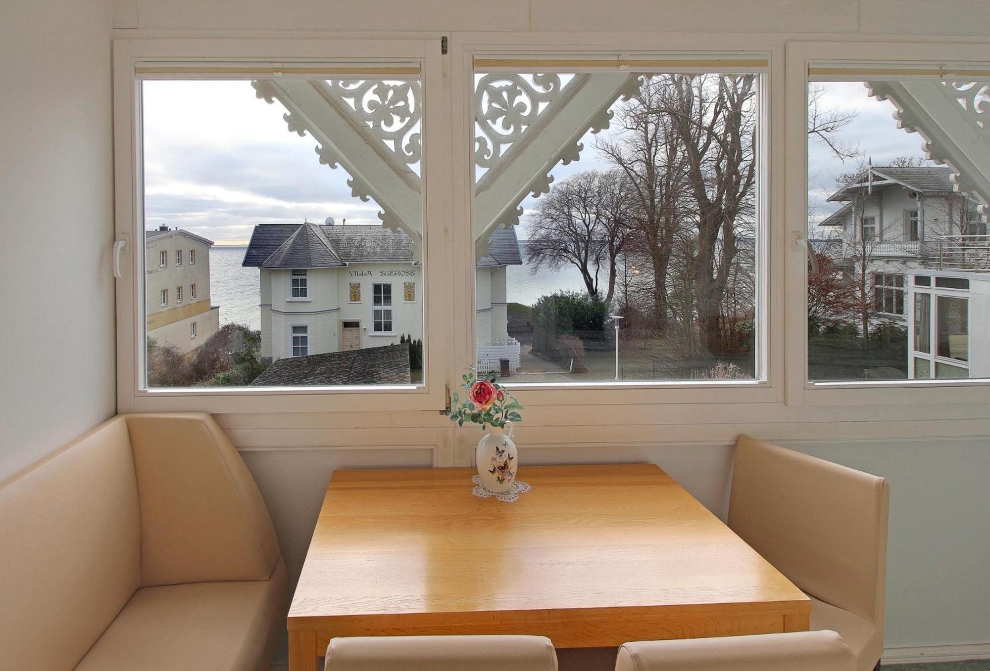 Villa Ostseelilie - Appartements Mit Balkon Und Meerblick Sassnitz Room photo